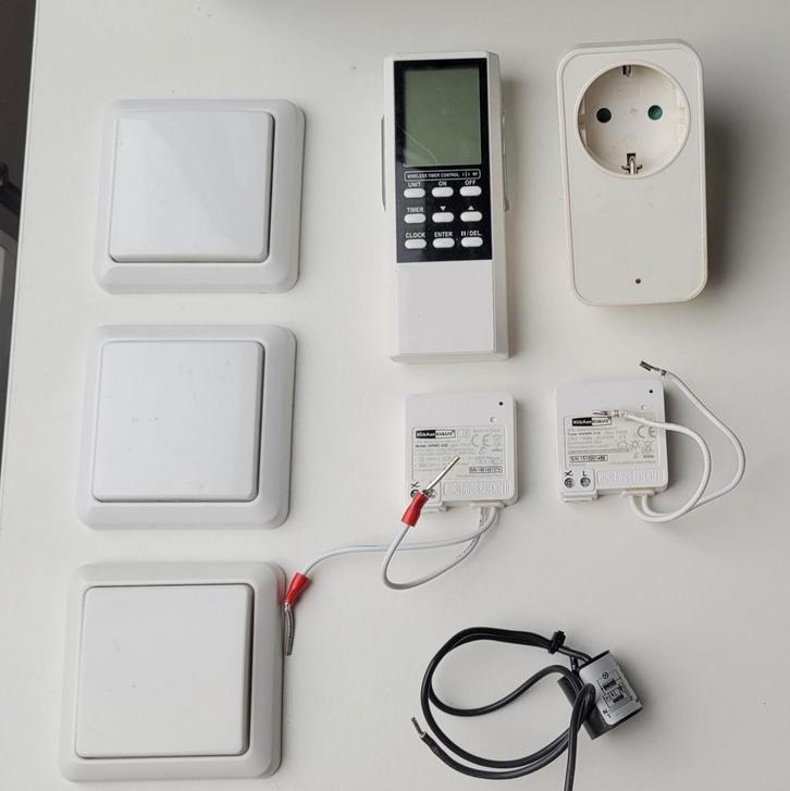 KlikAanKlikUit Set: Schakelaars, Dimmer, Afstandsbediening, Doe-het-zelf en Verbouw, Elektra en Kabels, Gebruikt, Schakelaar, Ophalen of Verzenden