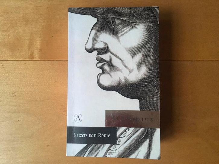 Suetonius - Keizers van Rome - 2010, Boeken, Literatuur, Zo goed als nieuw, Ophalen of Verzenden