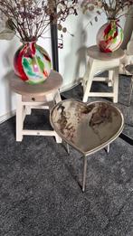 Riviera Maison Lovley Heart Table. RM Bijzettafel, Ophalen, Zo goed als nieuw, Rond, Minder dan 55 cm