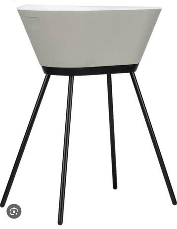 We too badje olive grey beschikbaar voor biedingen