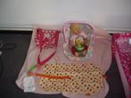 new Born baby pop+ orginele maxicosi + verzorgingstas, Kinderen en Baby's, Speelgoed | Poppen, Ophalen of Verzenden, Zo goed als nieuw