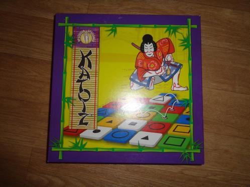 bordspel katoiz, Hobby en Vrije tijd, Gezelschapsspellen | Bordspellen, Zo goed als nieuw, Een of twee spelers, Ophalen of Verzenden