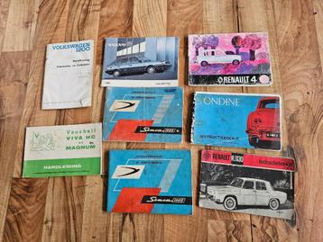 Diverse instructieboekjes beschikbaar voor biedingen