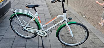 Postcode loterij fiets batavus, 300km, zo goed als nieuw beschikbaar voor biedingen