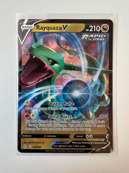 Rayquaza V - 110/203, Hobby en Vrije tijd, Verzamelkaartspellen | Pokémon, Zo goed als nieuw, Losse kaart, Ophalen of Verzenden
