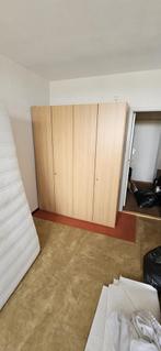 Kledingkast zoekt een fijne omgeving, Huis en Inrichting, Ophalen, Eenpersoons