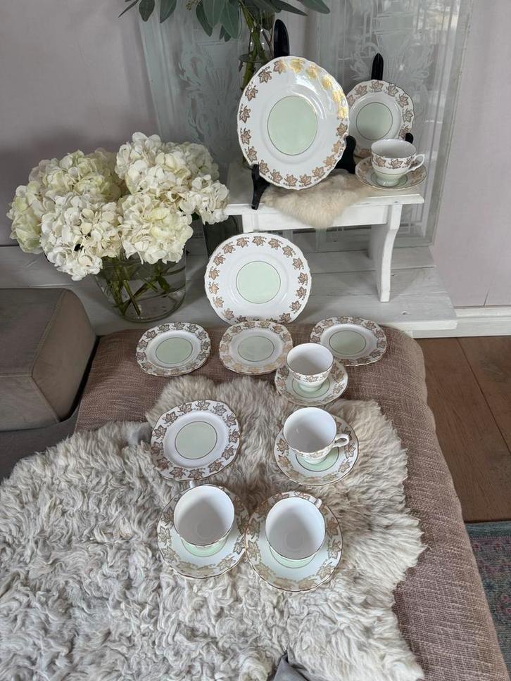 Royal Vale Antiek Mintgroen Porselein, Huis en Inrichting, Keuken | Servies, Gebruikt, Kop(pen) en/of Schotel(s), Overige stijlen