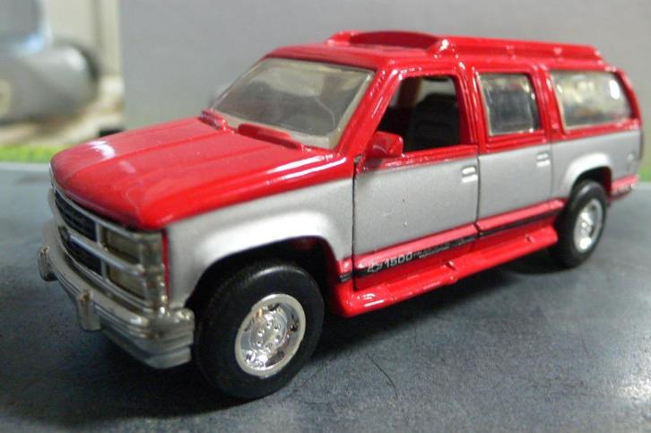 chevrolet suburban -   1/43, Hobby en Vrije tijd, Modelauto's | 1:43, Nieuw, Auto, Overige merken, Verzenden