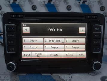 Volkswagen Autoradio 1TO 035 680 D met Code beschikbaar voor biedingen