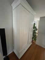 Koloniale kast, wit geverfd, 220x130x54 cm, Huis en Inrichting, Kasten | Kledingkasten, Ophalen, Gebruikt, 100 tot 150 cm, 200 cm of meer