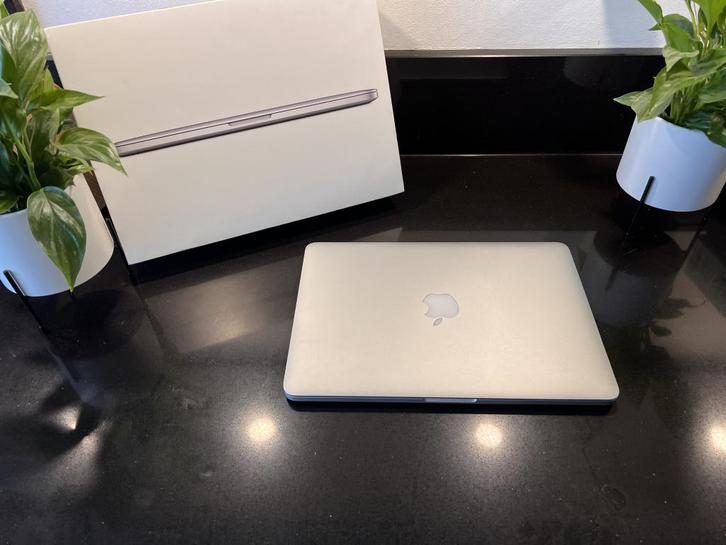 A1502,  MacBook Pro 13, 8gbram/500gb ssd  slechts 149 euro, Computers en Software, Apple Macbooks, Zo goed als nieuw, MacBook Pro