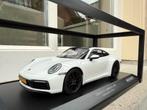 1:18 Porsche 911 992 Carrera 4S wit 2019 Minichamps, Hobby en Vrije tijd, Modelauto's | 1:18, Minichamps, Duitsland, Ophalen of Verzenden