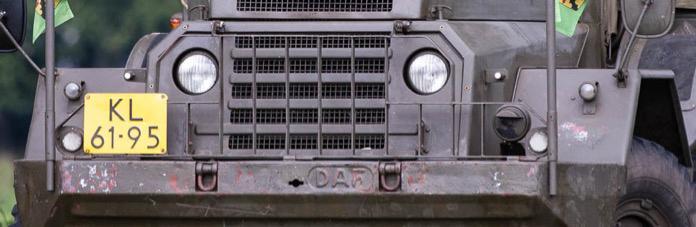 Gezocht: Daf ya126 takkenvanger grill en oorlogsverlichting, Verzamelen, Militaria | Algemeen, Landmacht, Overige typen, Nederland