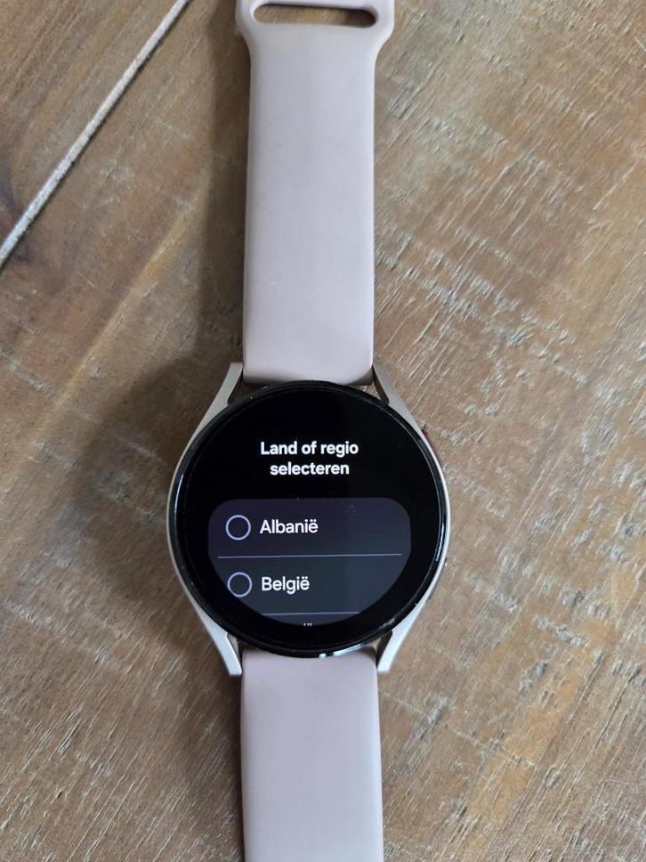 Samsung Galaxy 4 Watch 44mm - Pink Gold, Sieraden, Tassen en Uiterlijk, Smartwatches, Gebruikt, Android, Roze, Afstand, Calorieverbanding