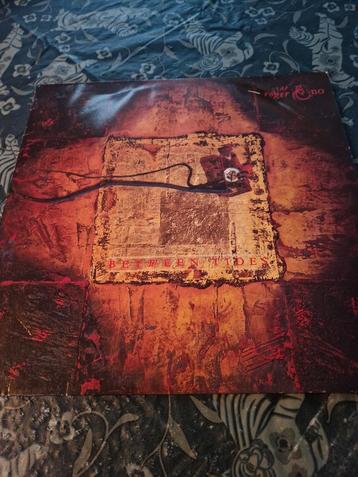 Roger Eno - Between Tides LP beschikbaar voor biedingen