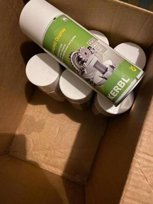 Kerbl 4 in 1 Graphite oil spray. Nieuw. Grafiet olie spray., Auto diversen, Onderhoudsmiddelen, Ophalen of Verzenden