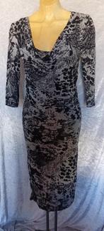 Mooie lange jurk van Soho Maat s / 36, Kleding | Dames, Ophalen of Verzenden, Zo goed als nieuw, Onder de knie