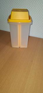 Tupperware nette  vintage  zuurpot met lift ( als nieuw), Ophalen of Verzenden, Zo goed als nieuw, Geel, Overige typen