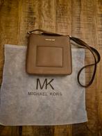 Zeer nette schoudertas van michael kors., Ophalen of Verzenden, Zo goed als nieuw, Zwart, Handtas