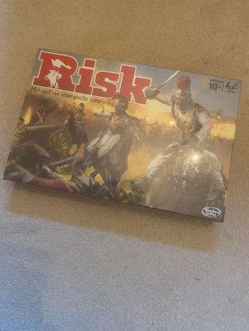Hasbro - Risk Bordspel  niew in plastik beschikbaar voor biedingen