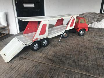 Vintage blikken speelgoed auto vrachtwagen trailer beschikbaar voor biedingen