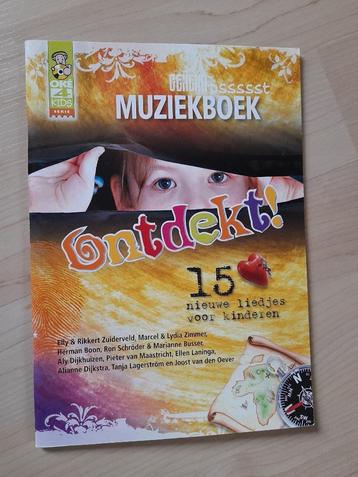 MUZIEKBOEK ONTDEKT! 15 nieuwe liedjes voor kinderen beschikbaar voor biedingen
