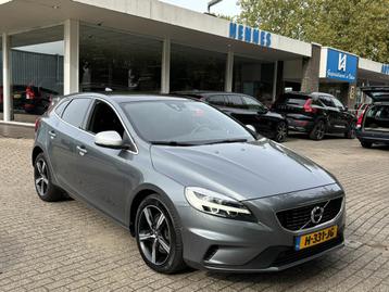 Volvo V40 1.5 T3 Polar+ Sport Panorama Harman Kardon Keyless beschikbaar voor biedingen