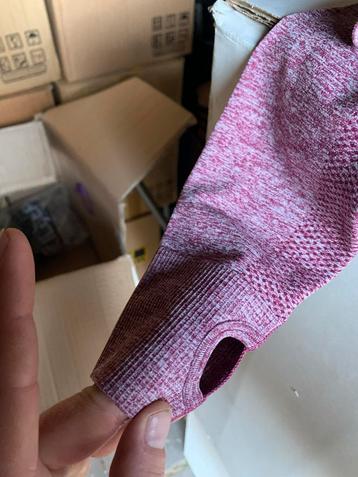 2x Sport Croptop Lange Mouw - Abovetherest beschikbaar voor biedingen