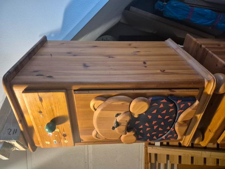 Grenen hout vintage kinderkamer kasten en ledikant, Kinderen en Baby's, Kinderkamer | Commodes en Kasten, Gebruikt, 105 cm of meer
