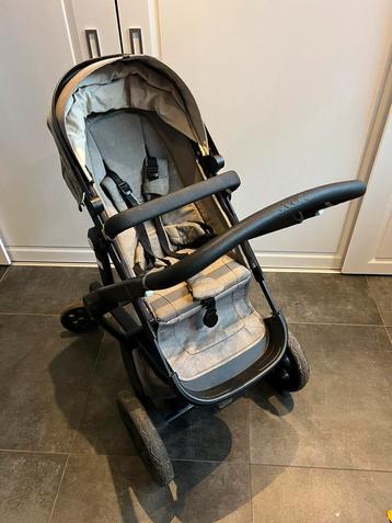 Joolz DAY3 inclusief accessoires beschikbaar voor biedingen