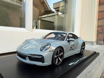 1:18 Porsche 911 992 Sport Classic #60 grijs 2022 Spark beschikbaar voor biedingen