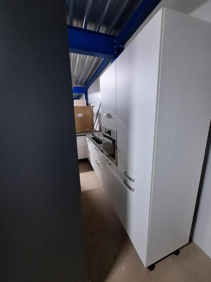 Complete keuken Compleet met APP 120Keukens op voorraad 2830, Huis en Inrichting, Keuken | Complete keukens, Zo goed als nieuw