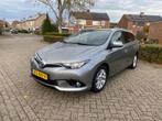 Toyota Auris Touring Sports 1.8 Hybrid Trend (NIEUWE APK ), 28 km/l, Gebruikt, Te koop, Start-stop-systeem
