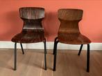 Schoolstoeltjes, vintage, Obo Eromes Wijchen, Ophalen, Gebruikt, Twee, Bruin