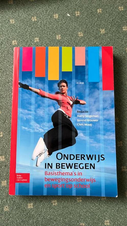 Chris Mooij - Onderwijs in bewegen, Boeken, Wetenschap, Zo goed als nieuw, Ophalen of Verzenden