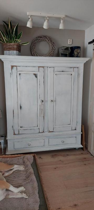 Broodkast op wielen - Shabby Chic beschikbaar voor biedingen