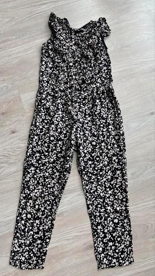KKS jumpsuit zwart met roze bloemetjes design maat 128, Kinderen en Baby's, Kinderkleding | Maat 128, Zo goed als nieuw, Meisje
