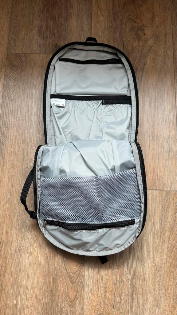 Deuter Road One Fietsrugzak - Lichtgewicht, Sieraden, Tassen en Uiterlijk, Tassen | Rugtassen, Gebruikt, Overige merken, 25 tot 40 cm