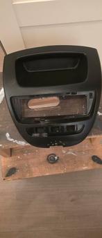 Nette Orginele 1 din radio frame C1-107 AYGO, Auto diversen, Ophalen of Verzenden, Gebruikt