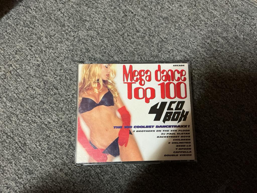 Mega Dance Top 100 - 4CD Box - Dance CD, Cd's en Dvd's, Ophalen of Verzenden, Gebruikt, Dance Populair, Boxset