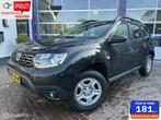 Dacia Duster 1.6 SCe Comfort * NAVIGATIE * AIRCO * LED *, Auto's, Dacia, Voorwielaandrijving, 4 cilinders, Duster, Zwart