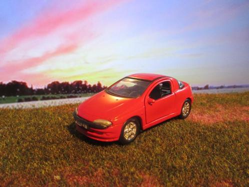 1:36 Opel Tigra - Frictie rood, Hobby en Vrije tijd, Modelauto's | 1:32, Gebruikt, Auto, Overige merken, Ophalen of Verzenden