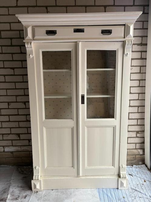 Mooie antieke (of vintage-look) witte boekenkast met lade, Antiek en Kunst, Antiek | Meubels | Kasten, Ophalen