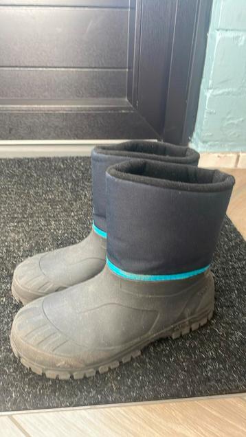 Nette snowboots maat 34/35  beschikbaar voor biedingen