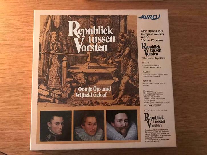 3 LP’s + Boek in opberg box Republiek tussen Vorsten.AVRO, Verzamelen, Koninklijk Huis en Royalty, Zo goed als nieuw, Overige typen