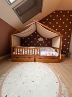 Petite Amélie Maison Walnoot 90 x 200, Kinderen en Baby's, Kinderkamer | Bedden, Ophalen, 85 tot 100 cm, Zo goed als nieuw, Lattenbodem