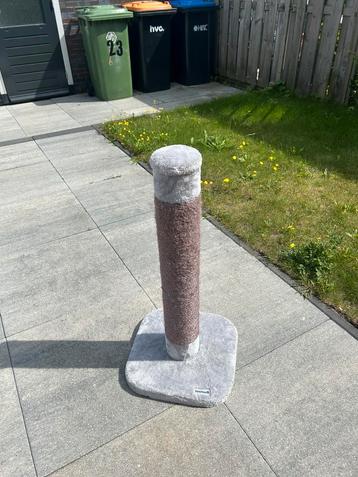 Krabpaal beschikbaar voor biedingen