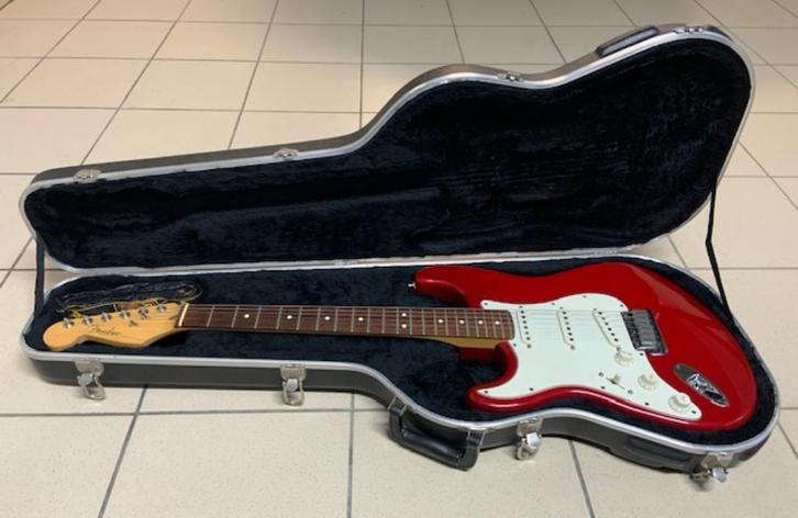 Fender USA Standard Stratocaster 1995 Linkshandig Lefty, Muziek en Instrumenten, Snaarinstrumenten | Gitaren | Elektrisch, Zo goed als nieuw
