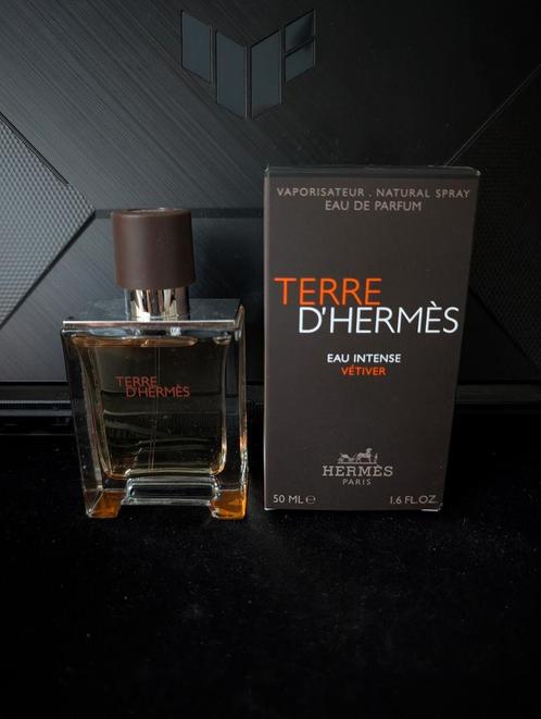 Terre D' hermes Eau Intense Vetiver 50ML, Sieraden, Tassen en Uiterlijk, Uiterlijk | Parfum, Zo goed als nieuw, Ophalen of Verzenden