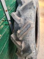 Diverse trekker banden en een nieuwe trekker stoel, Zakelijke goederen, Agrarisch | Onderdelen | Banden, Velgen en Assen, Ophalen